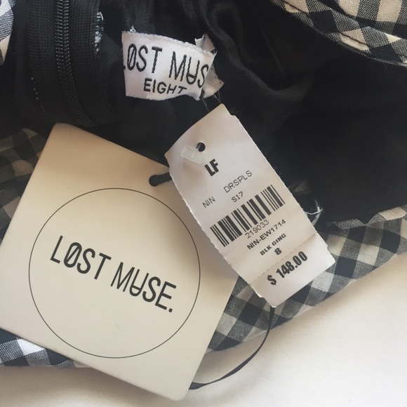 Lost Muse Gingham Rompers - Picture 7 of 8